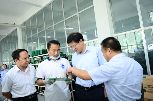 山东理工职业学院院长孙琪到2UPBATE网页版公司走访调研